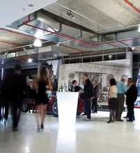 Lade das Bild in den Galerie-Viewer, SLIDE PINT BARTISCH MIT GLASPLATTE Ø 72 CM IN-OUTDOOR