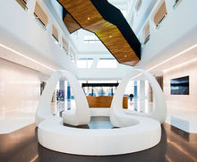 Lade das Bild in den Galerie-Viewer, Looping Sitzmöbel modern für die Lounge | Designer Sitzbänke wetterbeständig