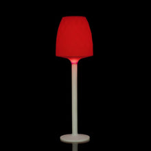 Lade das Bild in den Galerie-Viewer, auffällige hochwertige beleuchtung terrasse ideen outdoor wasserfest