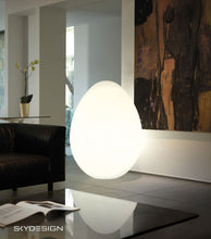 Lade das Bild in den Galerie-Viewer, Übergroßes Ei mit Beleuchtung für innen und außen