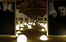 Lade das Bild in den Galerie-Viewer, Boden Leuchtkugeln für den Garten und Terrasse