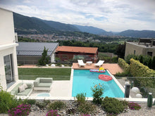 Lade das Bild in den Galerie-Viewer, Outdoor-Lounge: Ob Balkon, Terrasse oder Garten: Mit Gartenmöbeln von Skydesign können Sie es sich überall ganz besonders gemütlich machen. Charmante moderne Balkonmöbel sind ein richtiger Blickfang. Gartenmöbelsets, Gartenmöbel grau • Loungemöbel Outdoor • Gartentische