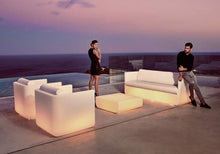Lade das Bild in den Galerie-Viewer, A1 Beistelltisch Outdoor Lounge Möbel Designer Terrassenmöbel
