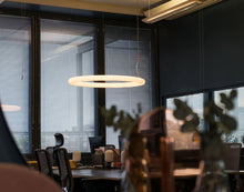 Lade das Bild in den Galerie-Viewer, Runde LED-Pendelleuchte Ring Lampe mit Touch-Dimmer jetzt einfach und sicher online bestellen. ✓ Kostenlose telefonische Beratung ✓ Kauf auf Rechnung ✓