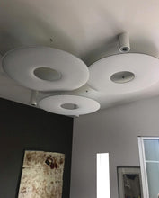 Lade das Bild in den Galerie-Viewer, Schallschutz von der Decke anhängend | Schallabsorber Büro Akustik verbessern