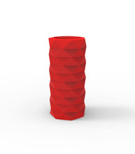 Lade das Bild in den Galerie-Viewer, Ausgefallene Bodenvasen Maurizius zum Verlieben