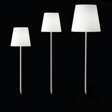 Lade das Bild in den Galerie-Viewer, Terrassenbeleuchtung | Gartenbeleuchtung: Kugelleuchte mit Metallspieß