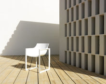 Lade das Bild in den Galerie-Viewer, Wallstreet - Der Chefsessel Business Design Outdoor Stühle
