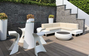 Moderne Gartenmöbel  für die Terrasse am Pool