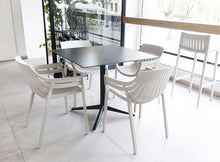 Lade das Bild in den Galerie-Viewer, Moderne Outdoor Sessel Wetterfest Stappelbar Weisse Stühle für die Terrasse
